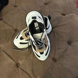 Steve Madden White and Black Sneakers